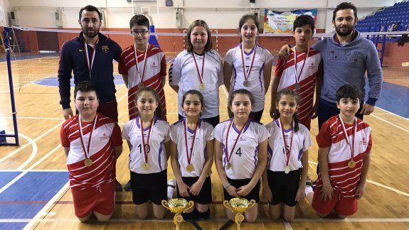 Atatürk Ortaokulu Badminton İl Birincisi Oldu