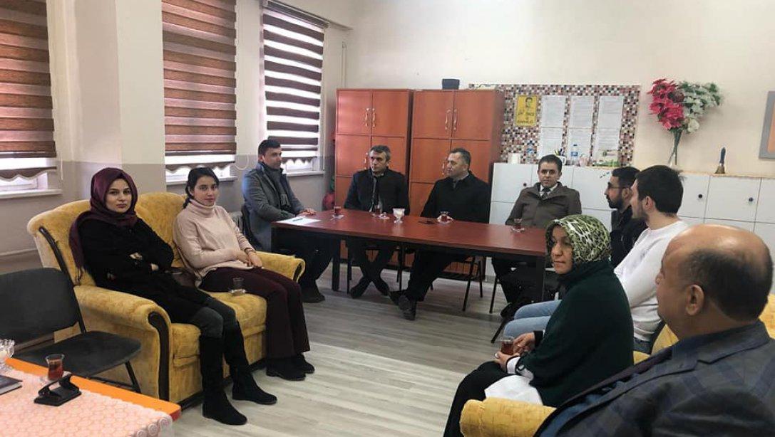 Divani Türk Şehit İrfan Ünceli Ortaokulunu Ziyaret Ettik