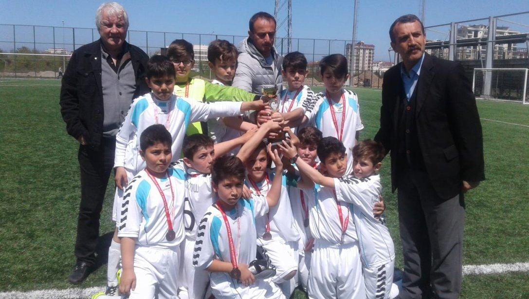Atatürk Ortaokulu Küçük Erkekler Futbol Takımı Ordu 3.sü olmuştur. 
