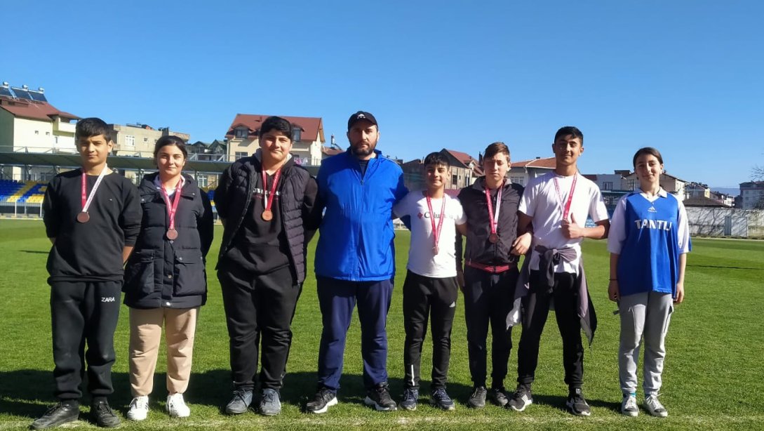 Ergentürk Şehit Adem Kamur Ortaokulu/ İmam Hatip Ortaokulumuzdan Sportif Başarılar 